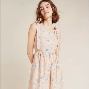 ISO Girl Meets Glam x Anthro Makenna Maxi